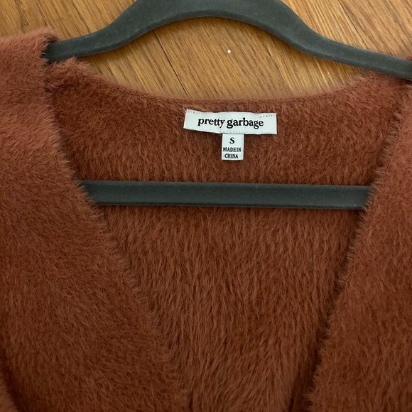 Tie-up cropped fuzzy top - Picture 3 of 3